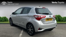Toyota Yaris 1.5 Hybrid Icon Tech 5dr CVT Hybrid Hatchback